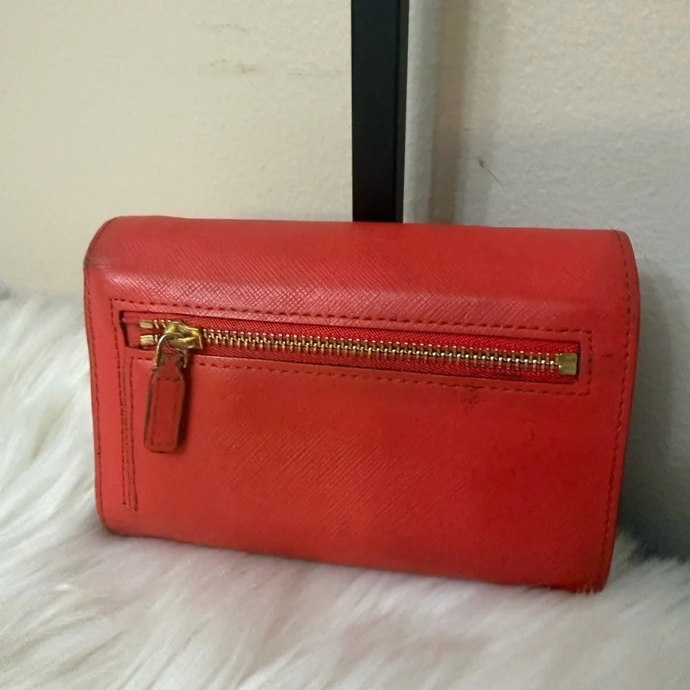 MCM Red Saffiano Leather Bifold Wallet – Gold Logo Pristine RARE